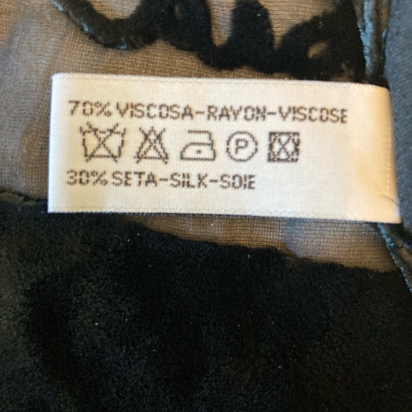 Pierre Cardin Scarf - Picture 3 of 3